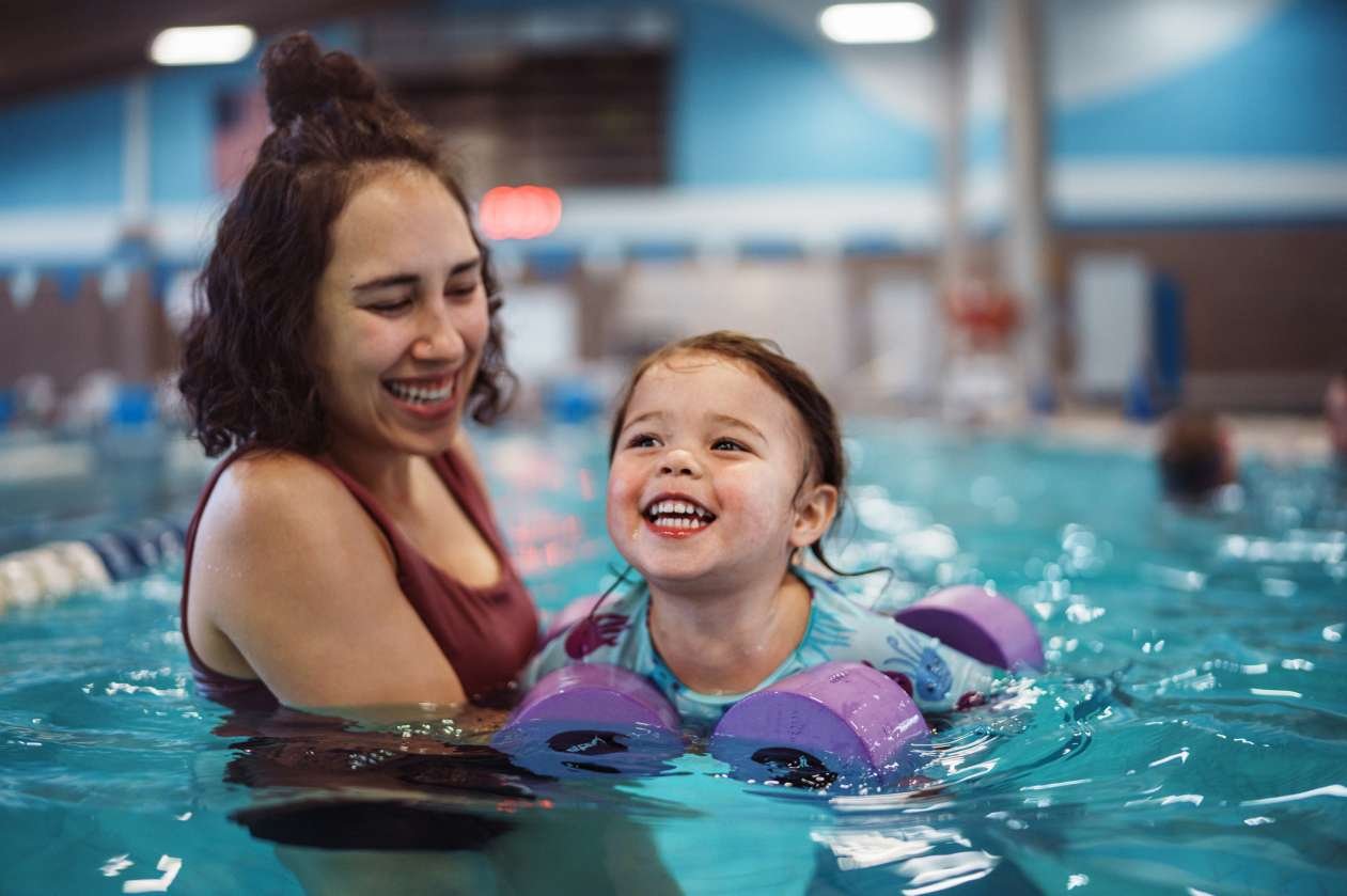 What Should Parents Look for in a Learn-to-Swim Program for Kids